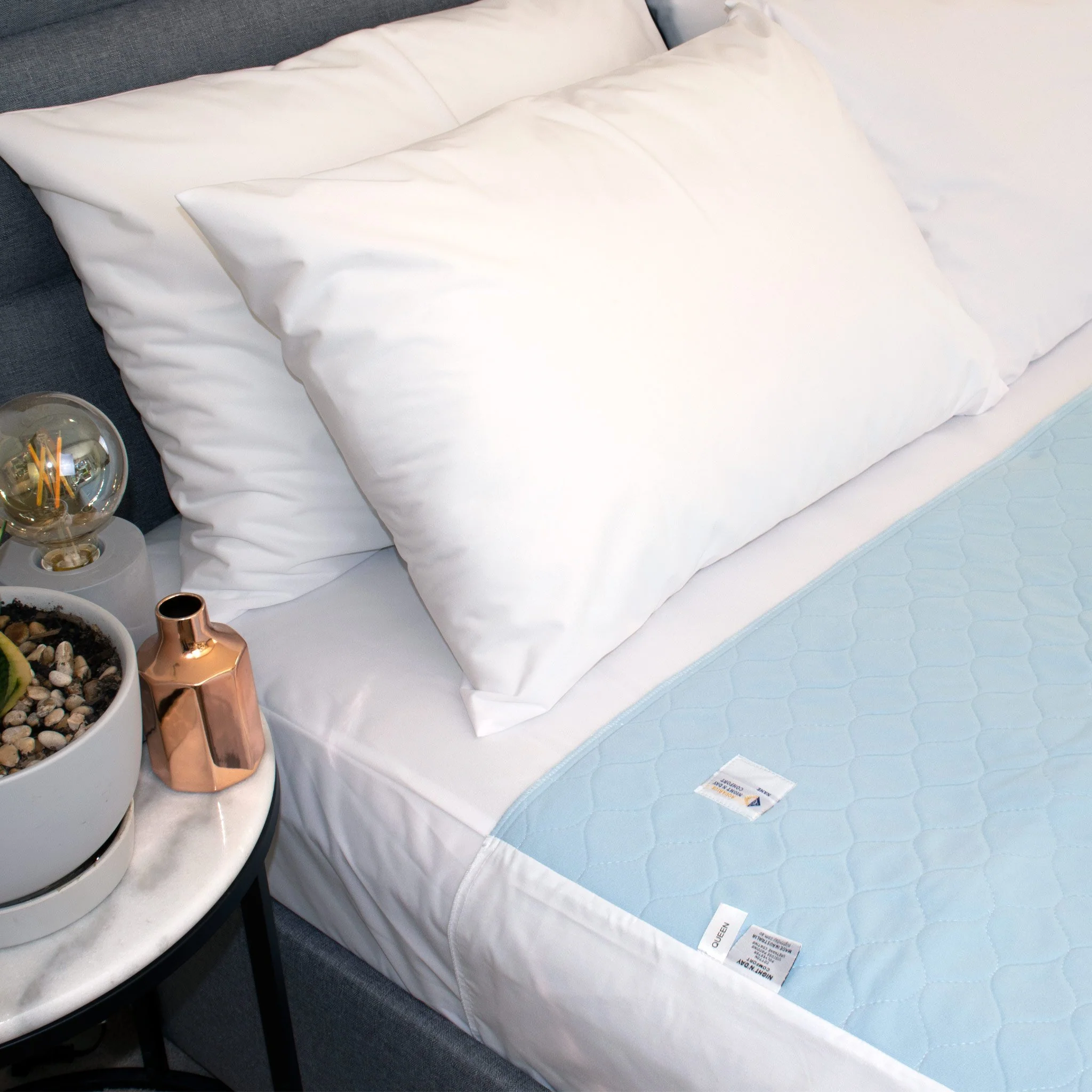 Waterproof & Absorbent Bed Pad with Wings - Image 7